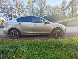 2011 Mazda 3 II (BL) Рестайлинг, серебристый, 650000 рублей, вид 3