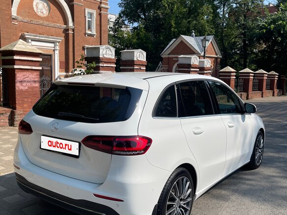2019 Mercedes-Benz B-Класс 180 d III (W247), белый, 2400000 рублей - вид 5