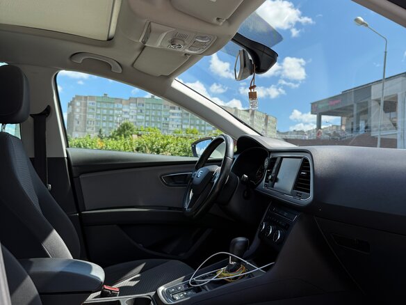 2020 SEAT Leon III Рестайлинг, белый, 1350000 рублей - вид 6