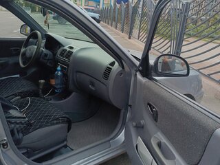 2008 Hyundai Accent ТагАЗ II, серебристый, 620000 рублей, вид 5