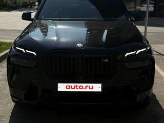 2023 BMW X7 M60i I (G07) Рестайлинг, белый, 12500000 рублей, вид 2