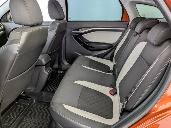 2018 Lada (ВАЗ) Vesta SW Cross I, оранжевый - вид 11