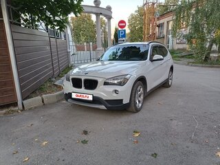 2013 BMW X1 18i I (E84) Рестайлинг, белый, 1450000 рублей, вид 1