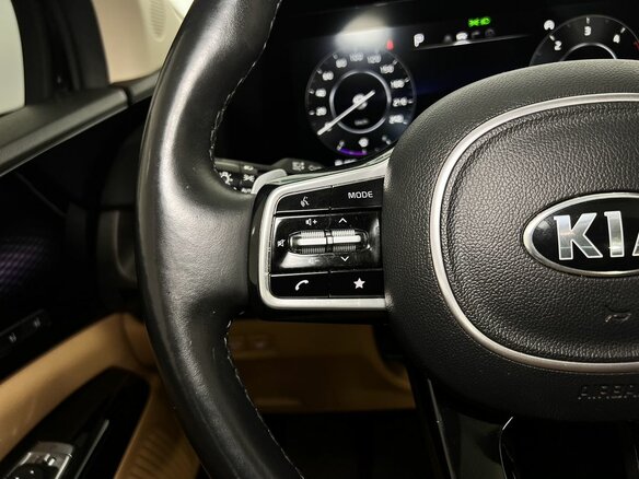 2021 Kia Carnival IV, чёрный, 4150000 рублей - вид 19