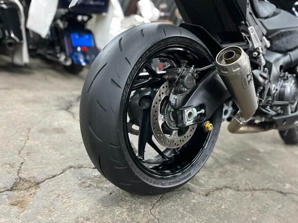 2021 Suzuki GSX-S 1000, чёрный, 1250000 рублей - вид 19