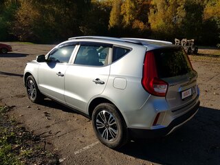 2021 Geely Emgrand X7 I Рестайлинг 2, серебристый, 1650000 рублей, вид 3