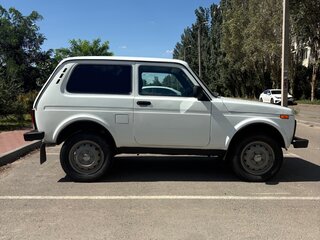 2015 Lada (ВАЗ) 2121 (4x4) I Рестайлинг, белый, 449000 рублей, вид 5