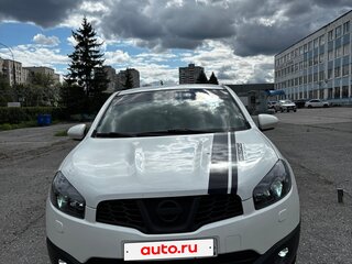 2013 Nissan Qashqai I Рестайлинг, белый, 915000 рублей, вид 1
