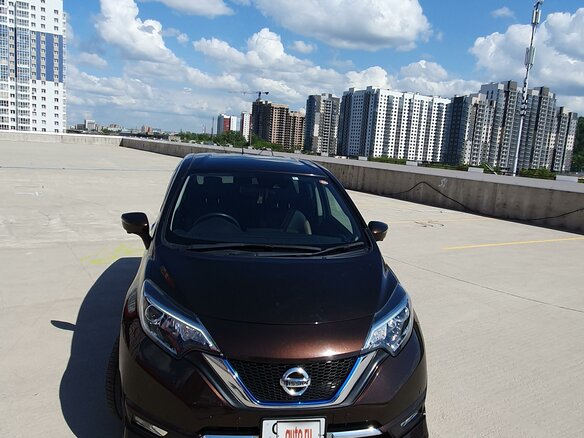2018 Nissan Note e-Power II Рестайлинг, коричневый, 1515000 рублей - вид 6