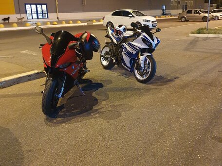 2019 BMW S 1000 RR, красный, 2000000 рублей, вид 2
