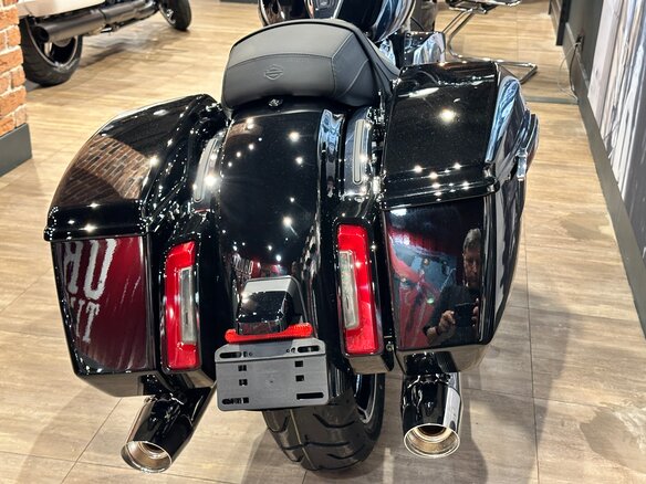 2024 Harley-Davidson Street Glide, чёрный, 3800000 рублей - вид 7