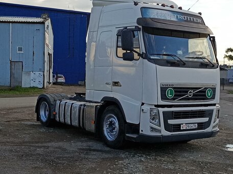 2011 Volvo FH, белый, 4600000 рублей, вид 2