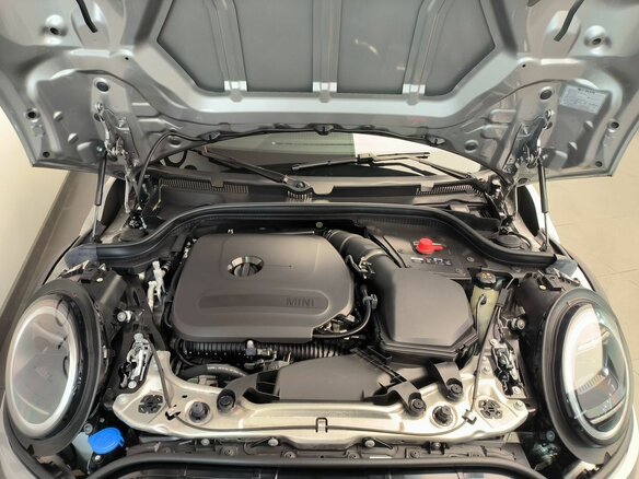 2024 Mini Hatch S IV (F65/F66/J01), серебристый - вид 17
