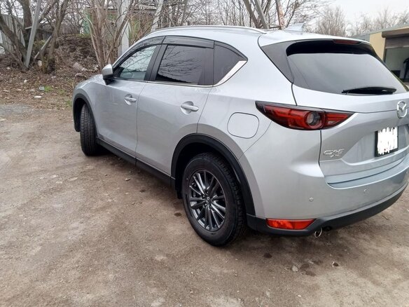 2018 Mazda CX-5 II, серебристый, 2350000 рублей - вид 3