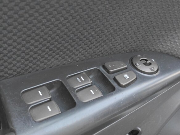 2008 Hyundai Sonata V (NF) Рестайлинг, серебристый, 1200000 рублей - вид 23