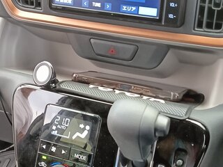 2019 Toyota Passo III Рестайлинг, красный, 800000 рублей, вид 3