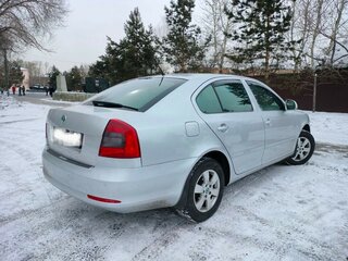 2013 Skoda Octavia II (A5) Рестайлинг, серебристый, 1200000 рублей, вид 3