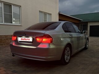 2009 BMW 3 серии 318i V (E90/E91/E92/E93) Рестайлинг, серебристый, 1170000 рублей, вид 4