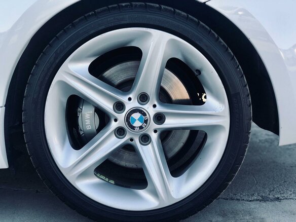 2011 BMW 1 серии 135i I (E82/E88) Рестайлинг 2, белый - вид 6