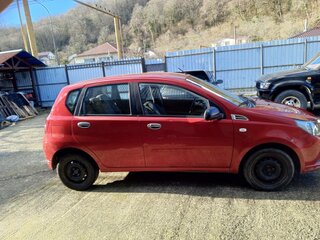2011 Chevrolet Aveo I Рестайлинг, красный, 430000 рублей, вид 3