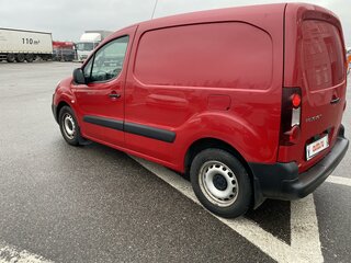 2016 Peugeot Partner II Рестайлинг 2, красный, 700000 рублей, вид 5