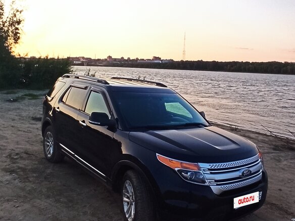 2014 Ford Explorer V, чёрный, 1350000 рублей - вид 8