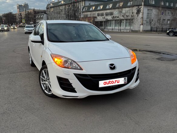 2011 Mazda 3 II (BL), белый, 830000 рублей