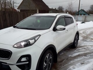 2019 Kia Sportage IV Рестайлинг, белый, 2350000 рублей, вид 2