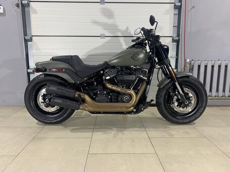 2021 Harley-Davidson Fat Bob, зелёный, 1750000 рублей, вид 2