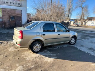 2011 Renault Logan I Рестайлинг, бежевый, 310000 рублей, вид 3