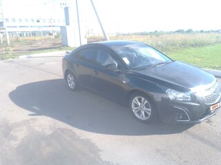 2013 Chevrolet Cruze I Рестайлинг, чёрный, 650000 рублей, вид 2