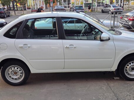 2025 Lada (ВАЗ) Granta I Рестайлинг, белый, 760000 рублей, вид 5