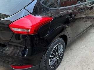 2017 Ford Focus III Рестайлинг, чёрный, 1200000 рублей, вид 4