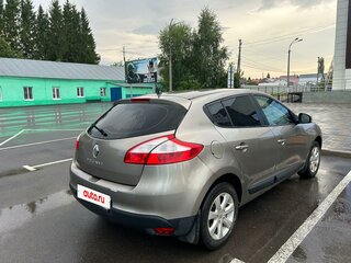 2011 Renault Megane III, бежевый, 710000 рублей, вид 5