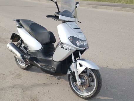 2012 Benelli Caffe Nero 250, серебристый, 135000 рублей, вид 1