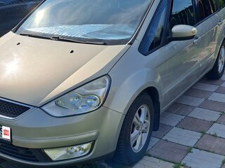 2008 Ford Galaxy II, бежевый, 1360000 рублей, вид 1