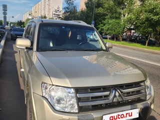 2008 Mitsubishi Pajero IV, бежевый, 1600000 рублей, вид 1