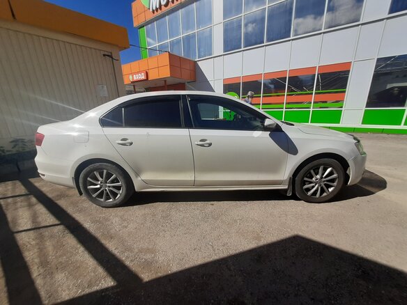 2011 Volkswagen Jetta VI, белый, 777999 рублей - вид 1