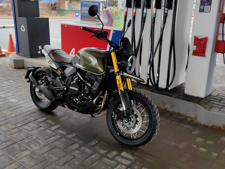 2024 Moto Morini Seiemmezzo SCR, зелёный, 555000 рублей, вид 2