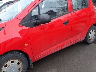 2011 Chevrolet Spark III, красный, 370000 рублей, вид 2