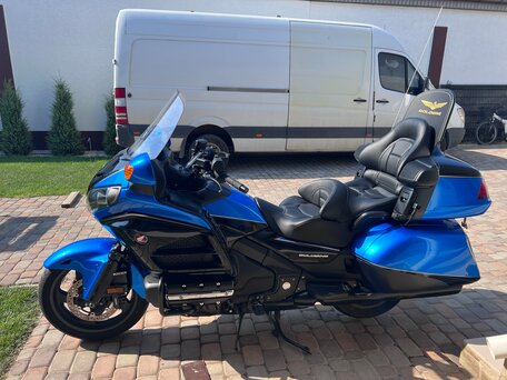 2017 Honda GL 1800 Gold Wing, синий, 3500000 рублей, вид 1