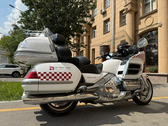 2009 Honda GL 1800 Gold Wing, белый, 918000 рублей - вид 2