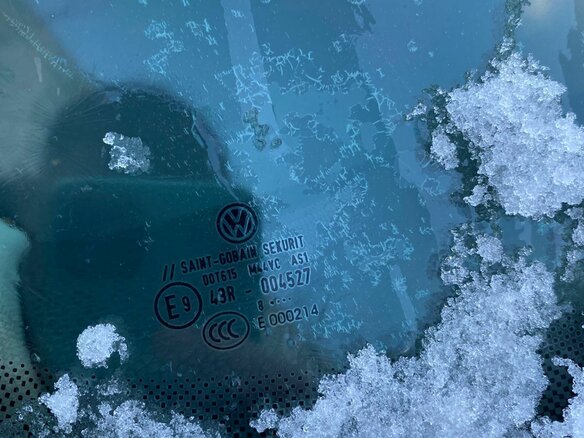 2009 Volkswagen Jetta V, серый, 1000000 рублей - вид 3