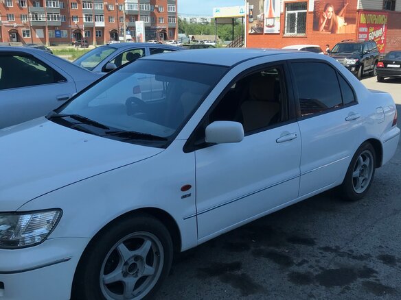 2002 Mitsubishi Lancer IX, белый, 330000 рублей - вид 3