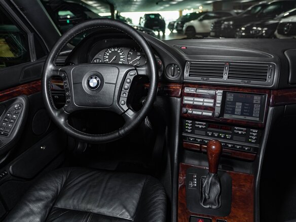 1998 BMW 7 серии 750Li III (E38) Рестайлинг, чёрный - вид 12
