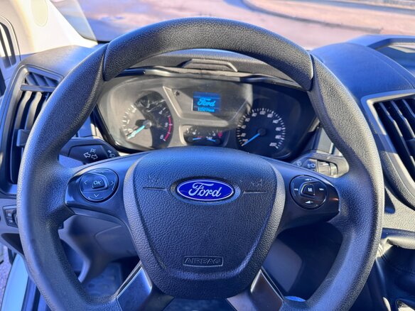 2022 Ford Transit, белый, 3900000 рублей - вид 16