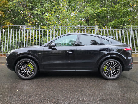2021 Porsche Cayenne E-Hybrid Coupé III, чёрный, 9290000 рублей, вид 5