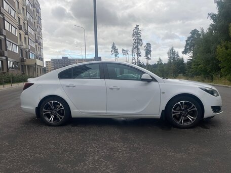 2014 Opel Insignia I Рестайлинг, белый, 850000 рублей, вид 4
