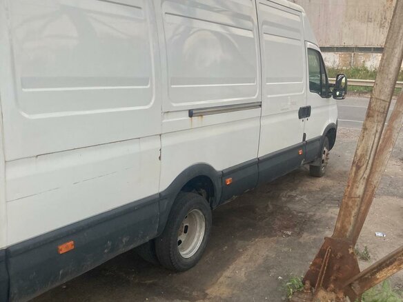 2012 Iveco Daily, белый, 850000 рублей - вид 10