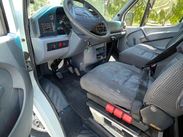 1998 Mercedes-Benz Sprinter, белый, 1050000 рублей - вид 6